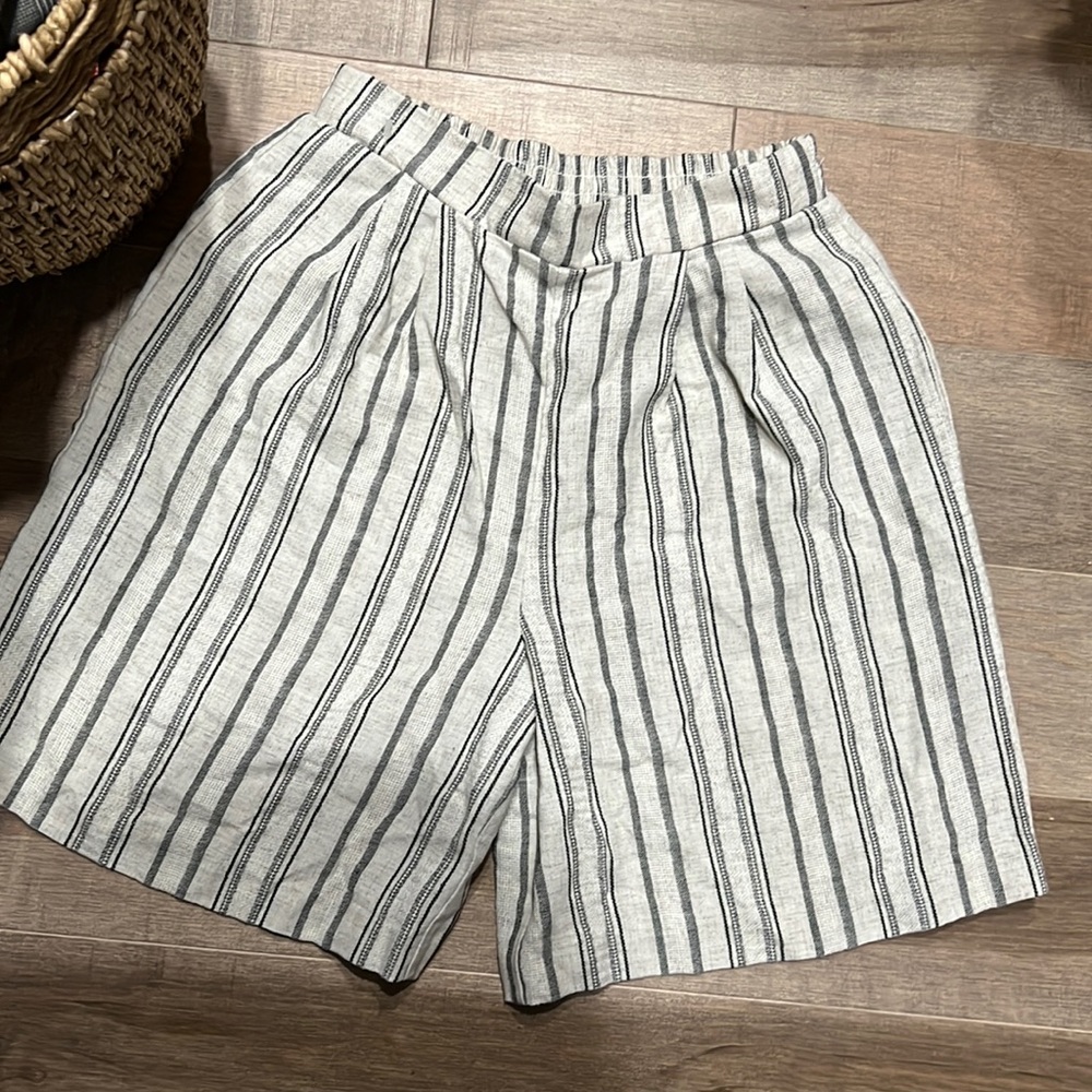 Flax blend striped dad high waisted shorts, size M